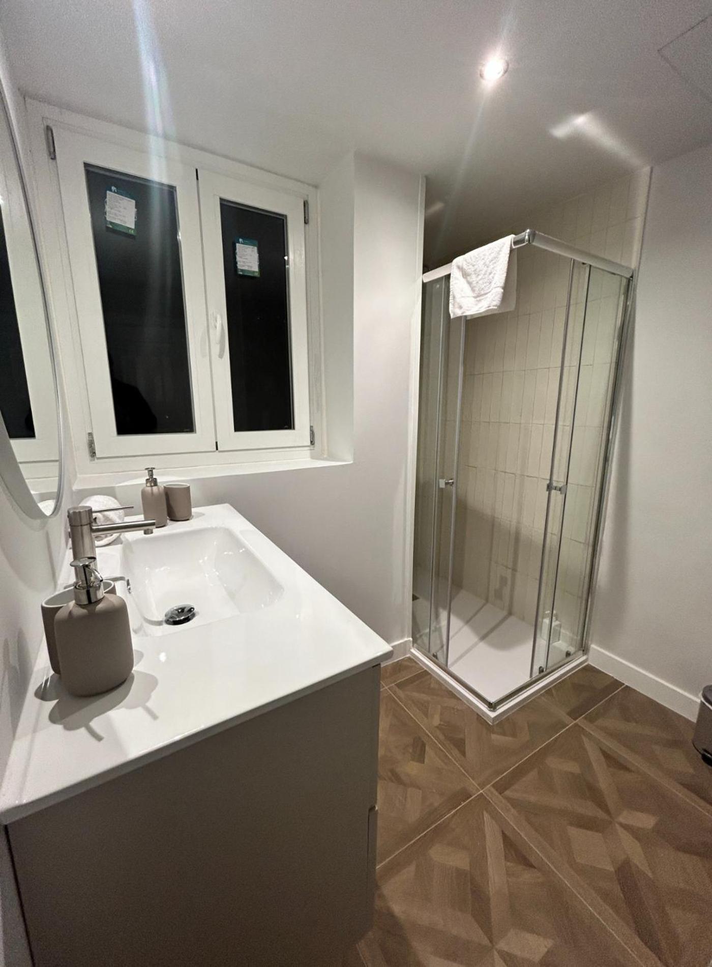 Sunny Apt 9Pax 4 Habitaciones En Minas-Malasana E3 Мадрид Екстер'єр фото